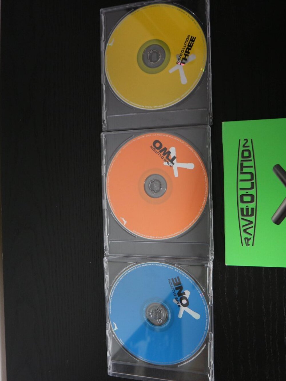 RARE Rave-O-Lution Box Set 3 CD's Three CD BeatBuzz Limited Edition - Picture 4 of 5